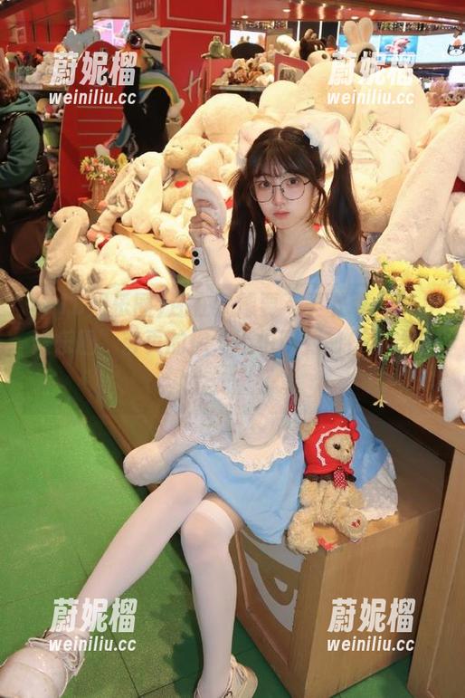 还在犹豫要不要下载“718娱乐圈”首页的你，不怕刷到前任？哈哈，太刺激了。