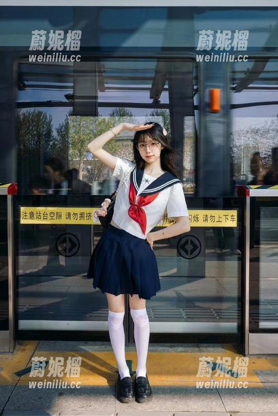 91cg 91cg网页中的在线奇遇,瓜子和八卦齐飞!