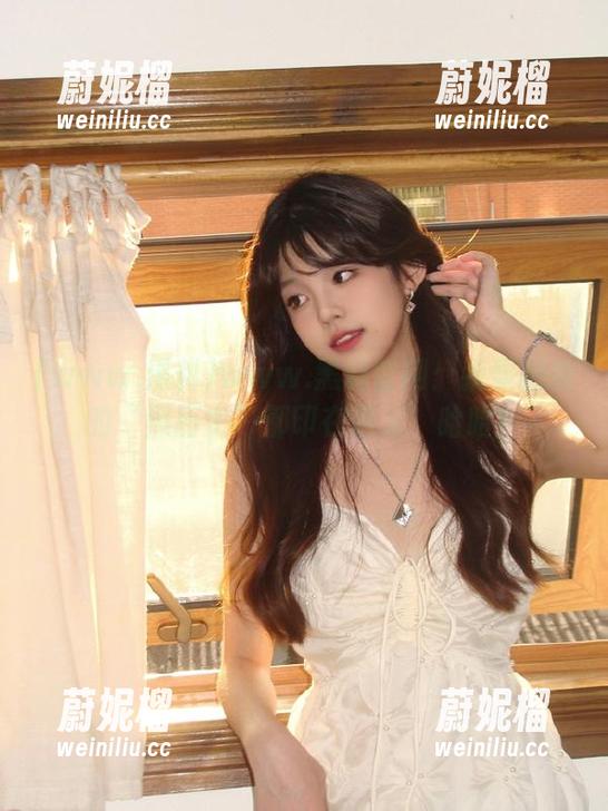 www.黑料官网：我要把我的“黑历史”都印在这儿，哈哈！