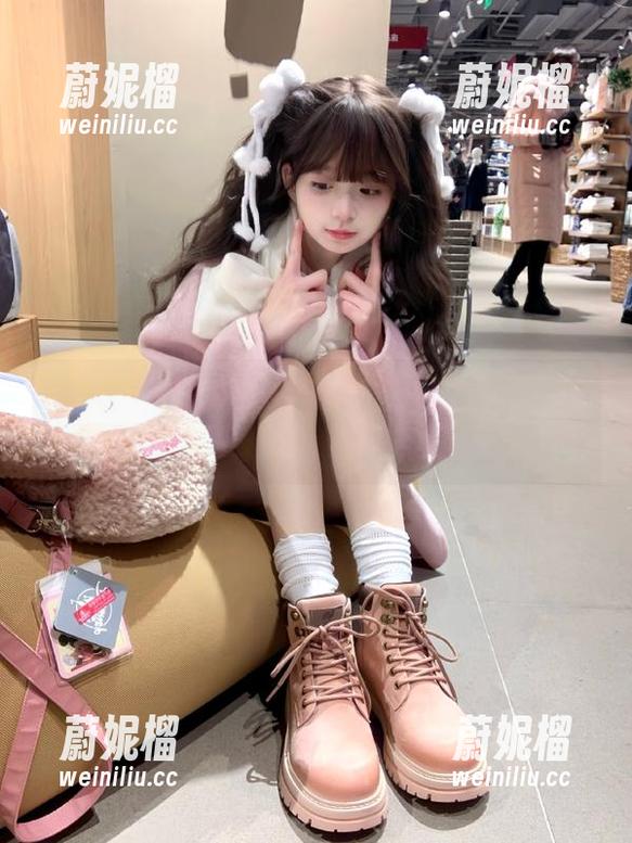 zztt35.ccm在线更新，究竟是哪个瓜挑起了这场“疯狂”聊天？