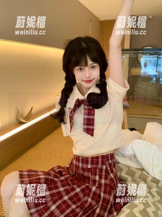在五一首页，一边吃瓜一边和网友互怼，简直停不下来！