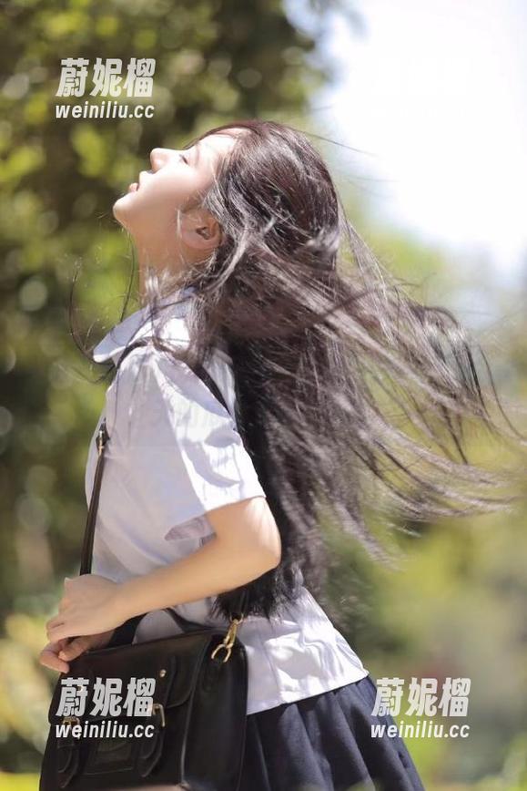 我在五一吃瓜入口等娜娜，今天的瓜肯定不简单！