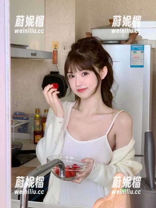 吃瓜不打烊 主页更新!吃瓜不打烊,我的黑料追踪小本本又要开工了!