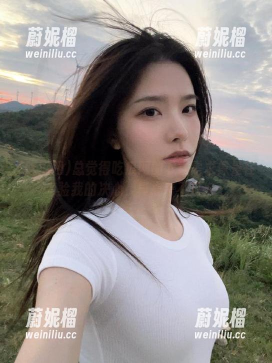总觉得吃瓜网的下载需求像是在考验我的决心，真心考不过去…