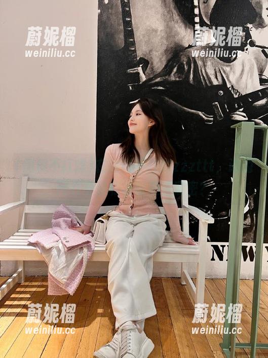 在黑料不打烊zzzttt，谁的网红身份和地址关系紧密？