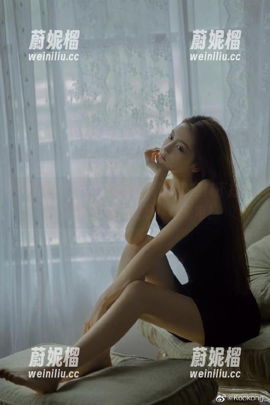 手机没电了，但黑料不打烊的网页总让我想忍住不来电！