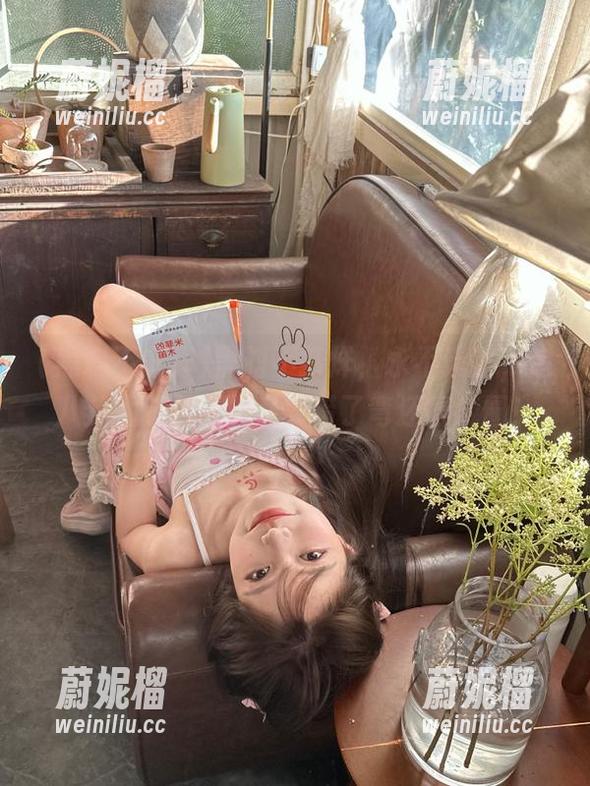 黑料不打烊，永不迷路，追八卦就像开导航，转错了弯还得绕圈！