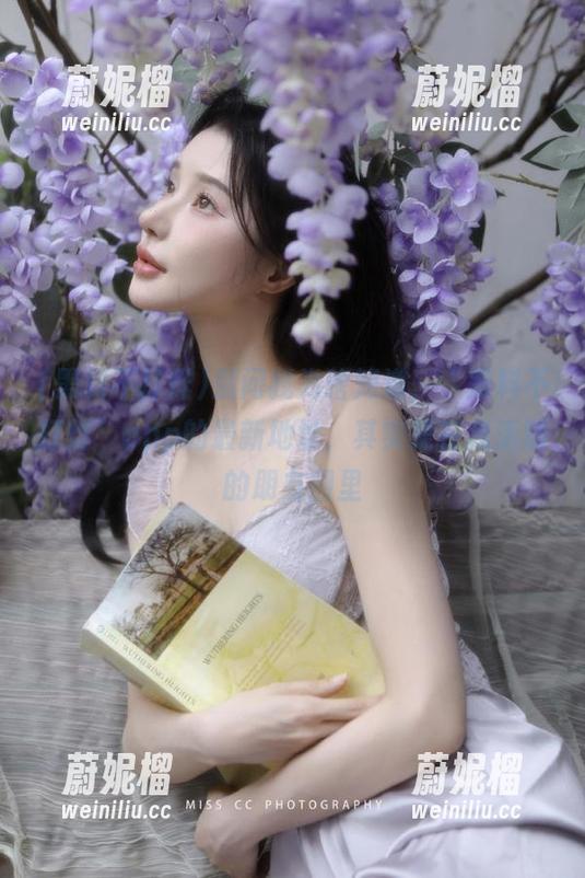 别问我为啥知道，“黑料不打烊”app的最新地址，其实是在我活动的朋友圈里