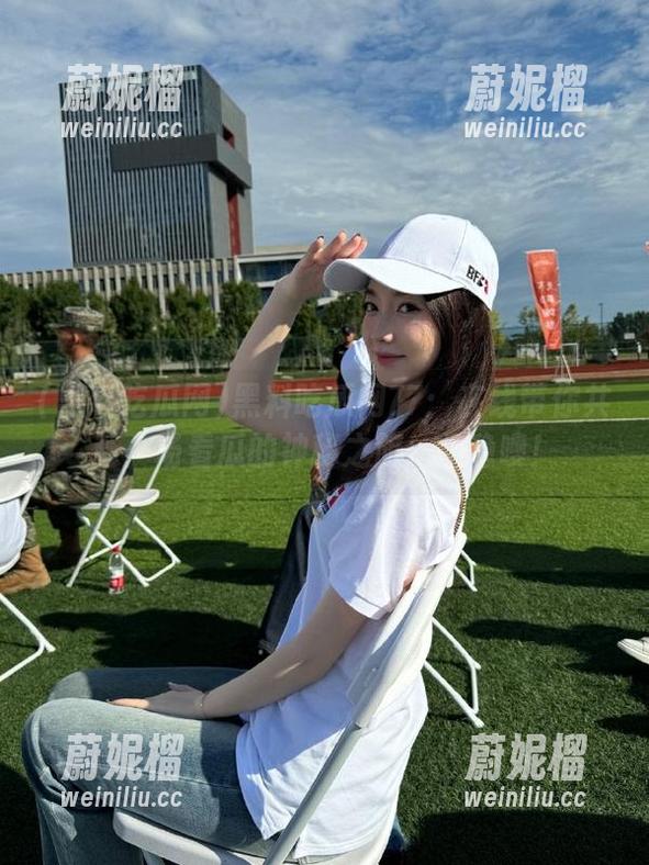 黑料吃瓜网77：在线带你共赴一场看瓜的神秘之旅，坐稳噢！