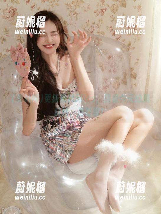 更新黑料网ios，围着今天的黑料转，别眨眼！