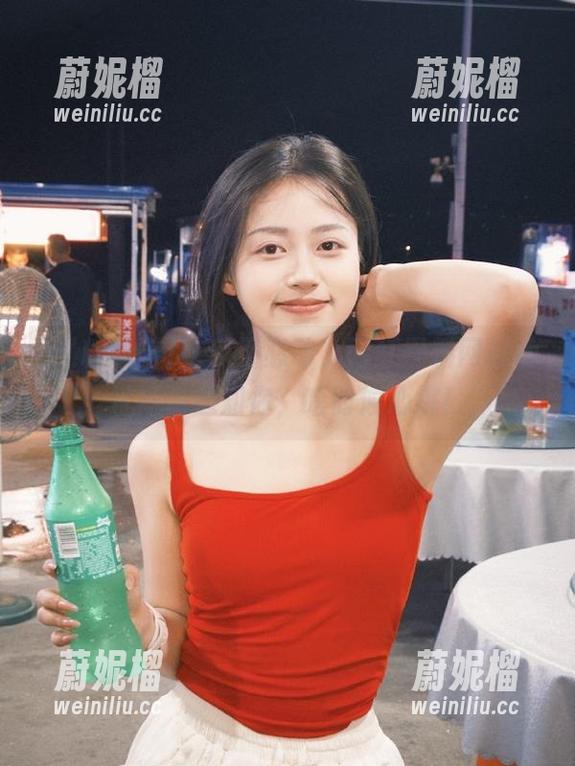 吃瓜不必动，网红黑料网站地址短信通知你，啥时候心跳！